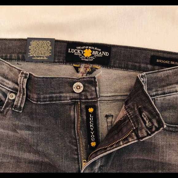 Lucky Brand Denim - Lucky Brand's 🌟NEW🌟Skinny jeans 10/30, black
